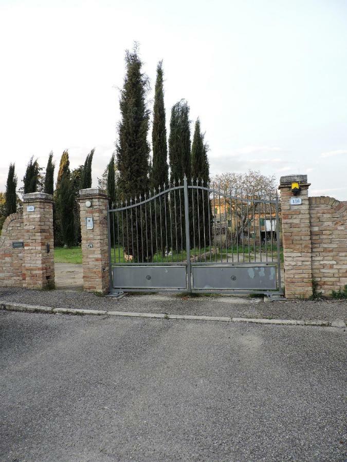 Penzion L'Aia Di Argia Ponte a Tressa Exteriér fotografie